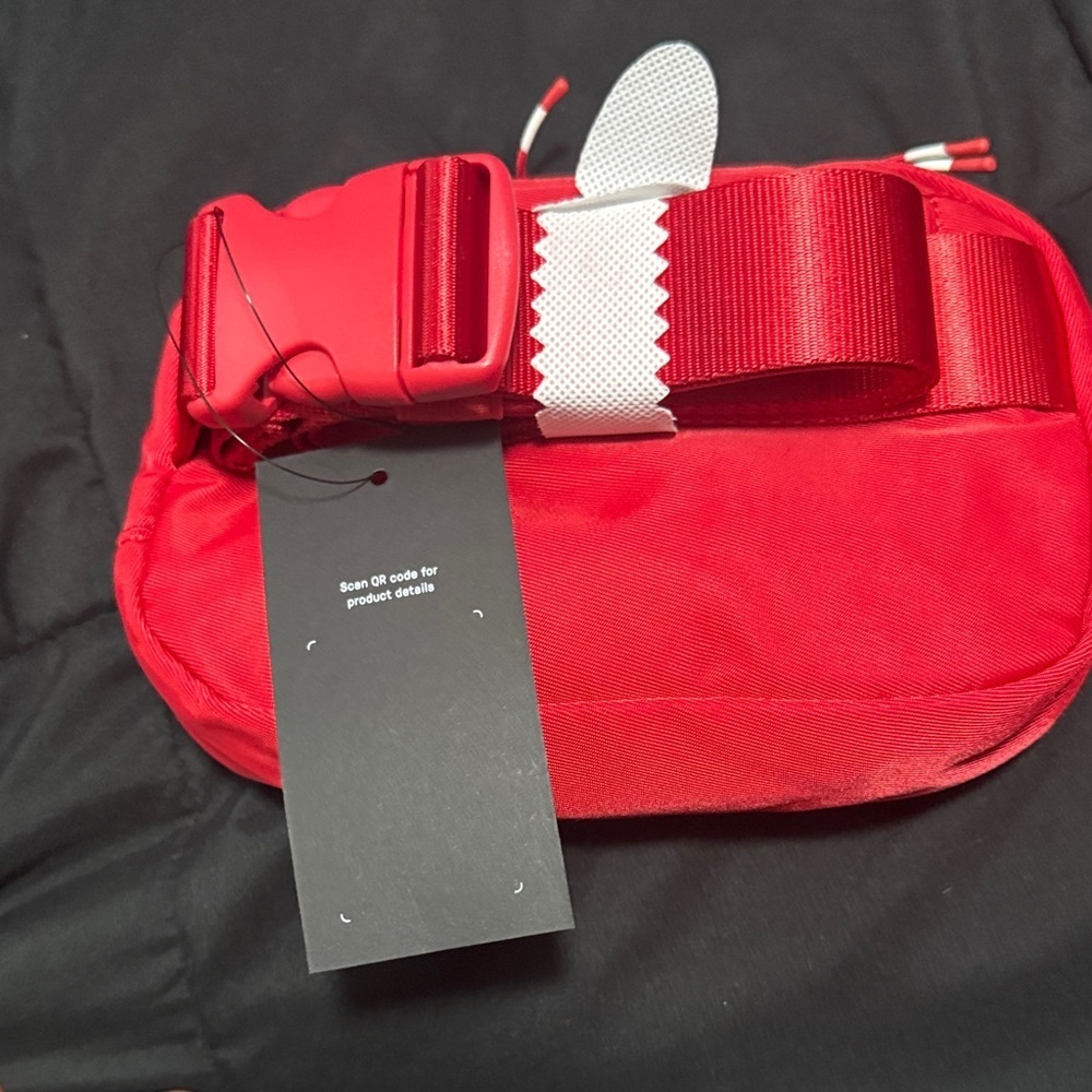 Fabletics Red Zip Travel Pouch Bag | New With Tags - Picture 6 of 13